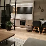 Apartment Avisi