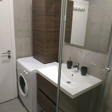 Avisi Apartamento